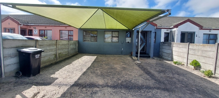 2 Bedroom Property for Sale in Clairewood Western Cape